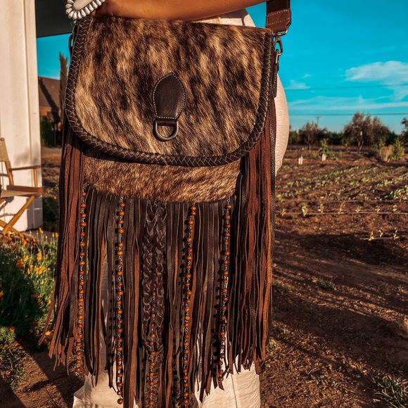 Haute Southern Hyde by Beth Marie “ The Elva “ Cowhide Fringe Leather Purse - Picture 2 of 6